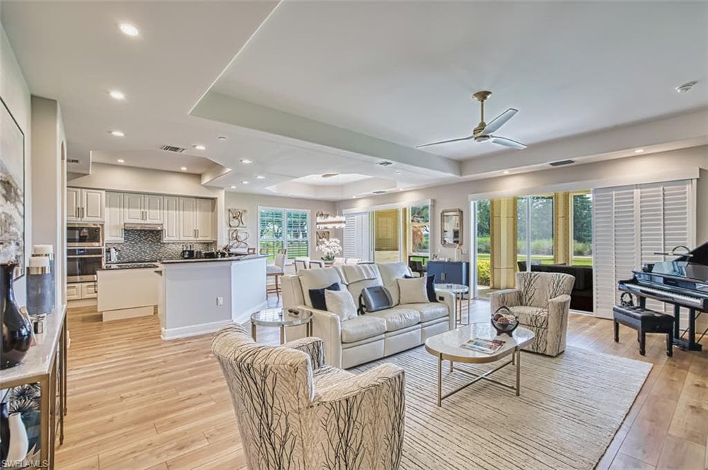 588 Avellino Isles Cir 101, Naples, FL 34119-18