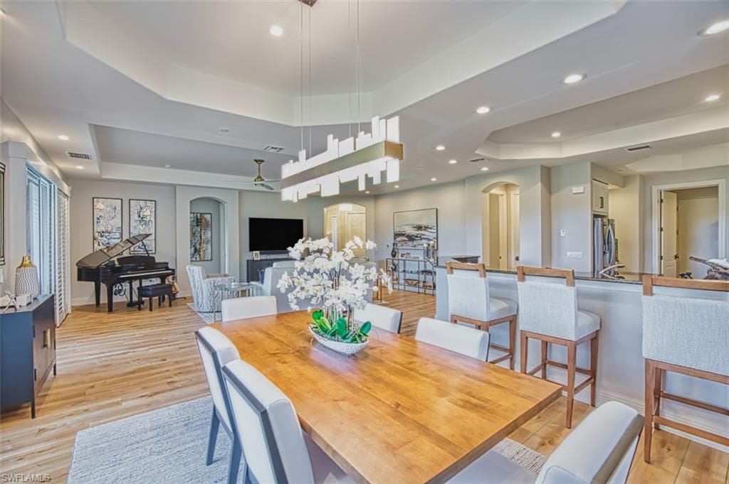 588 Avellino Isles Cir 101, Naples, FL 34119-20