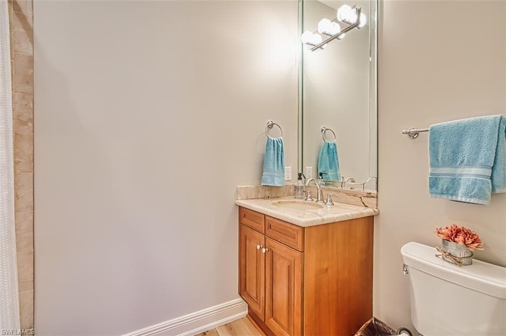 588 Avellino Isles Cir 101, Naples, FL 34119-30