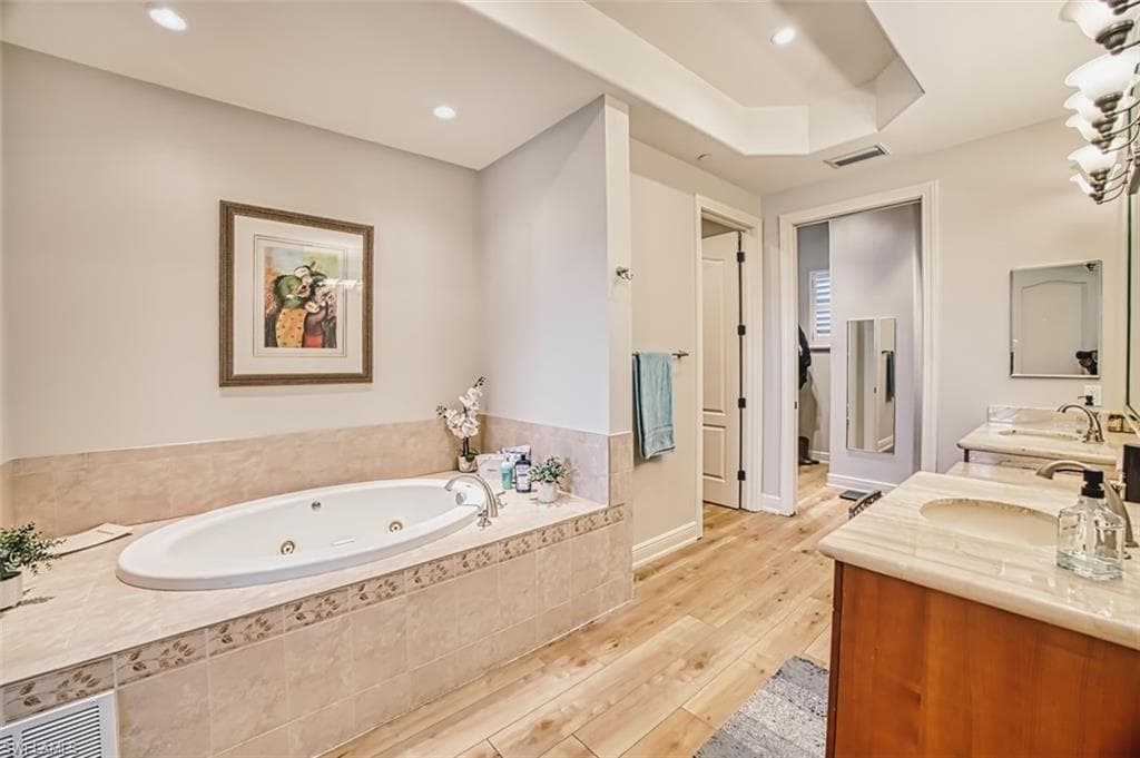 588 Avellino Isles Cir 101, Naples, FL 34119-36
