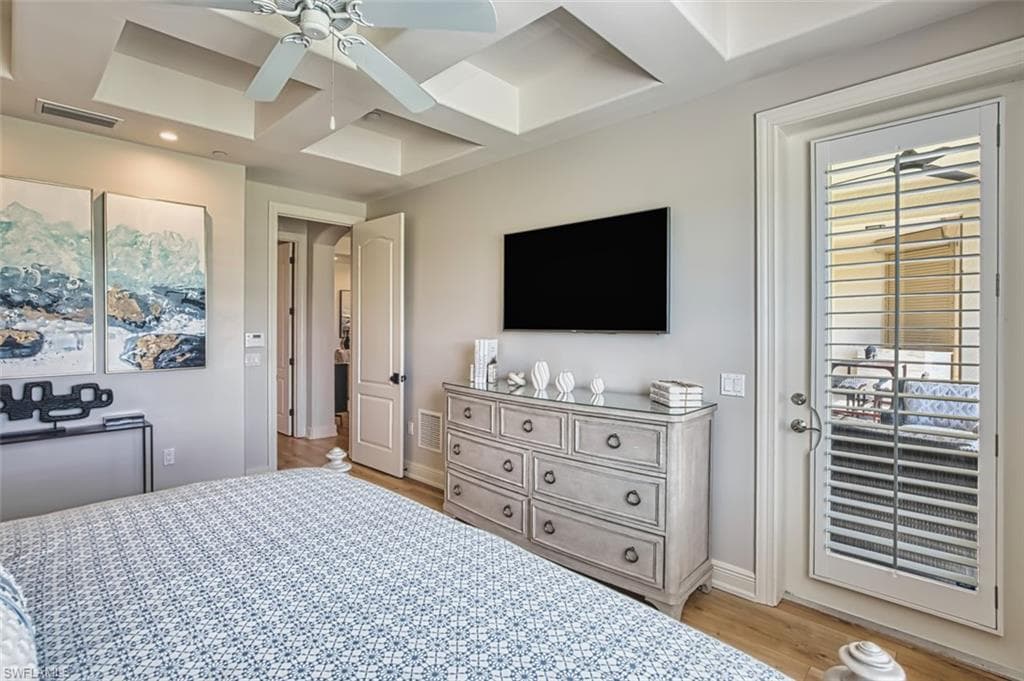 588 Avellino Isles Cir 101, Naples, FL 34119-37