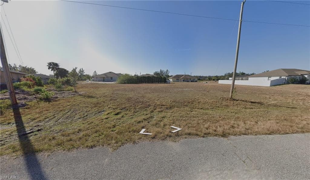 1914 1st St, Cape Coral, FL 33991-2