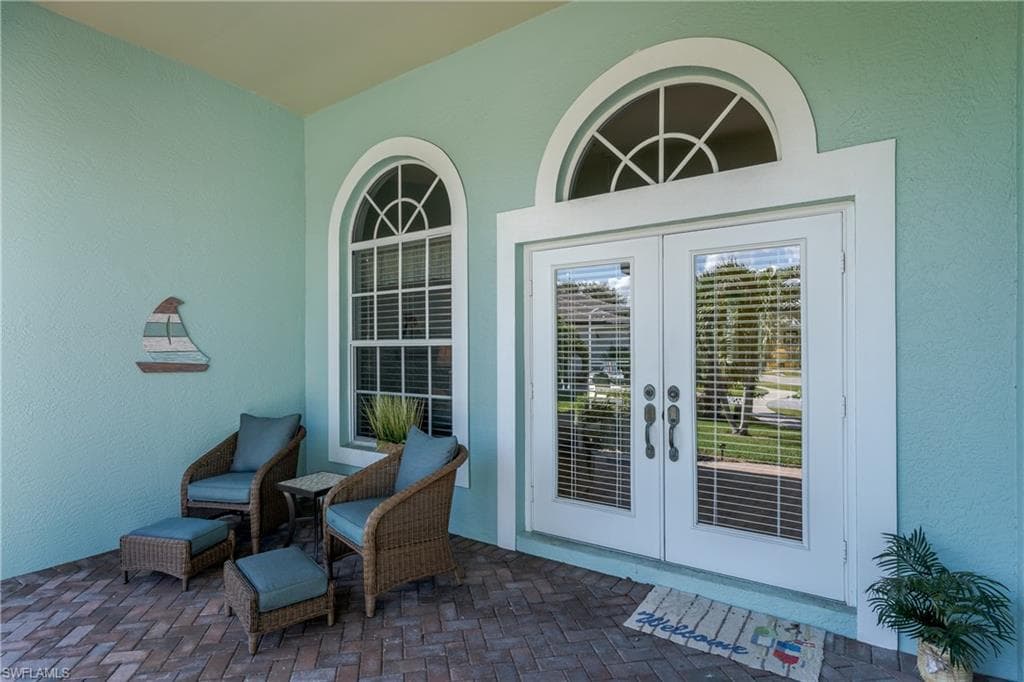 951 Java Ct, Marco Island, FL 34145-5