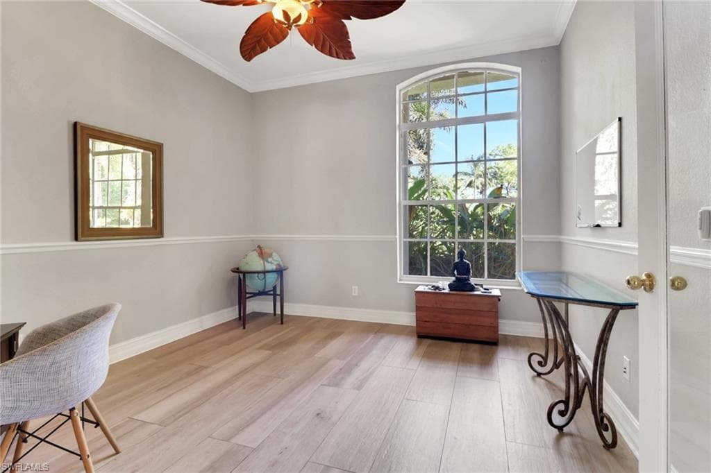 4380 7th Ave SW, Naples, FL 34119-8