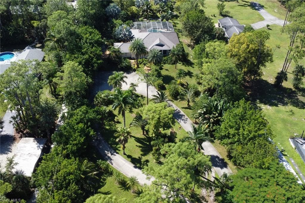 4380 7th Ave SW, Naples, FL 34119-34