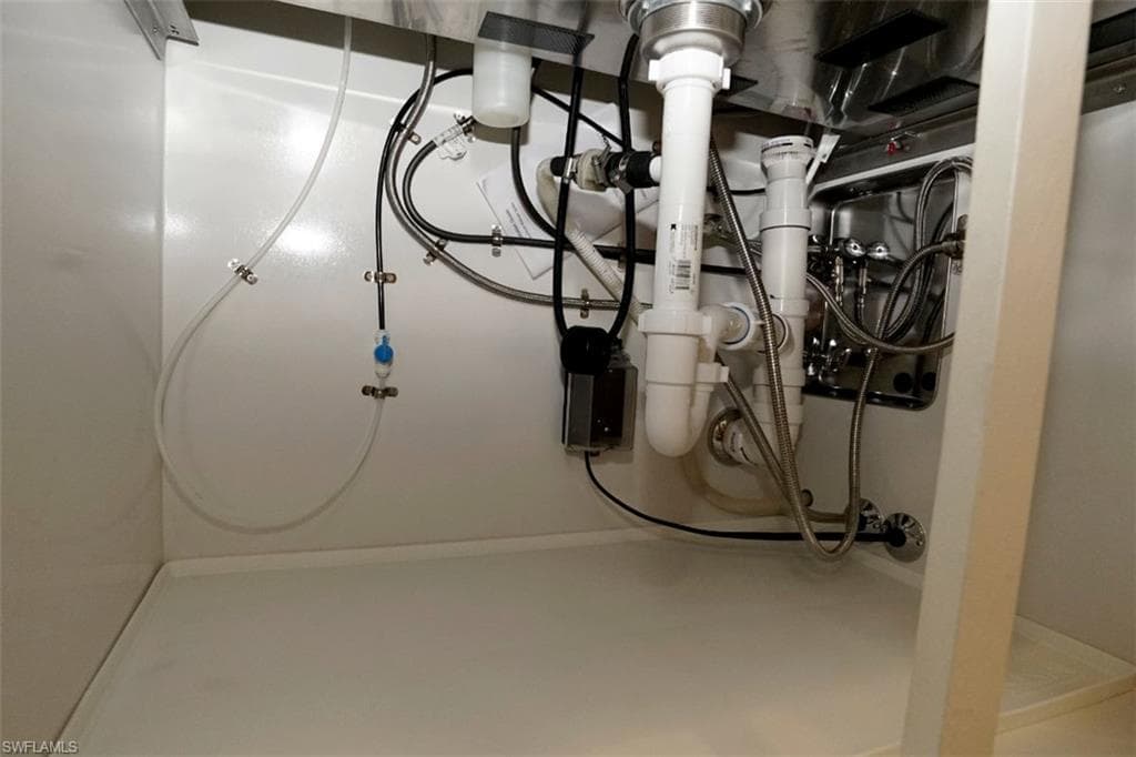 4445 2nd Ave NE, Naples, FL 34120-10