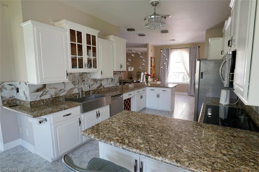 4445 2nd Ave NE, Naples, FL 34120-13