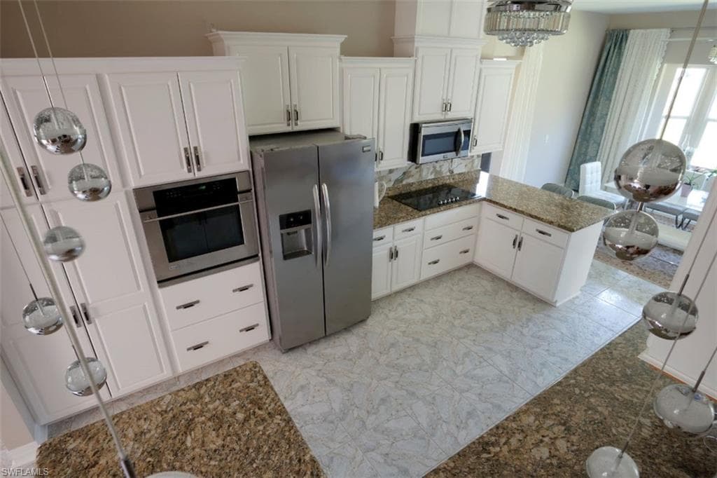 4445 2nd Ave NE, Naples, FL 34120-17