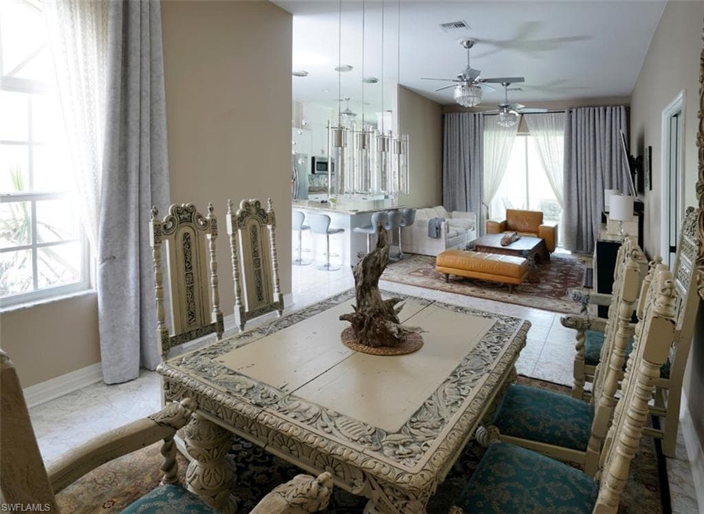 4445 2nd Ave NE, Naples, FL 34120-25