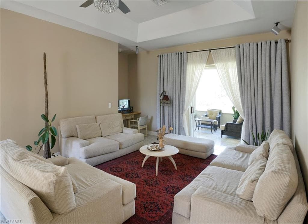 4445 2nd Ave NE, Naples, FL 34120-26