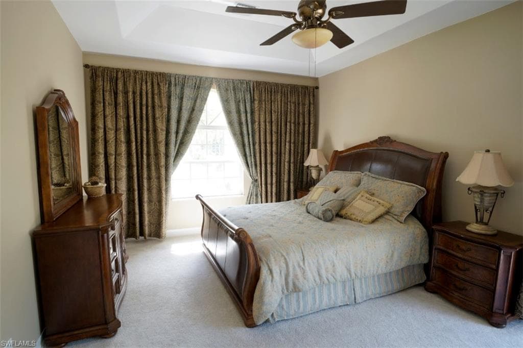 4445 2nd Ave NE, Naples, FL 34120-31