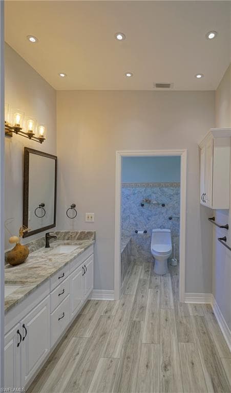 4445 2nd Ave NE, Naples, FL 34120-33