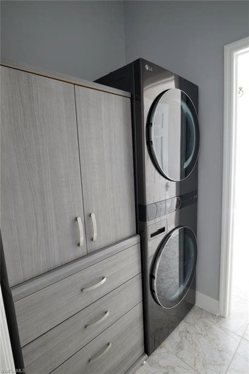 4445 2nd Ave NE, Naples, FL 34120-40