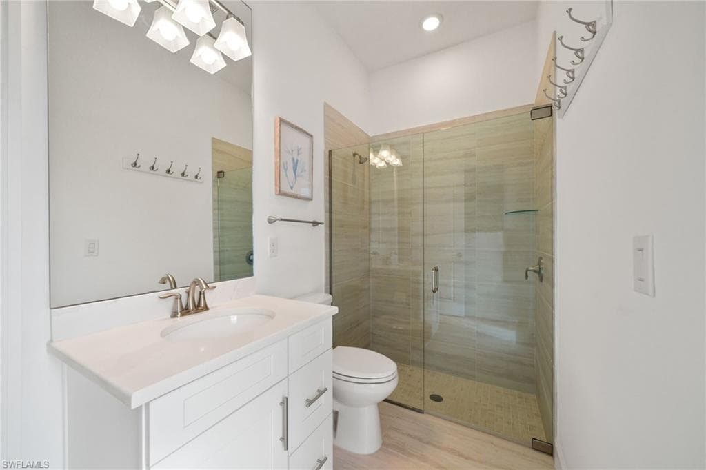 18460 Wildblue Blvd, Fort Myers, FL 33913-14