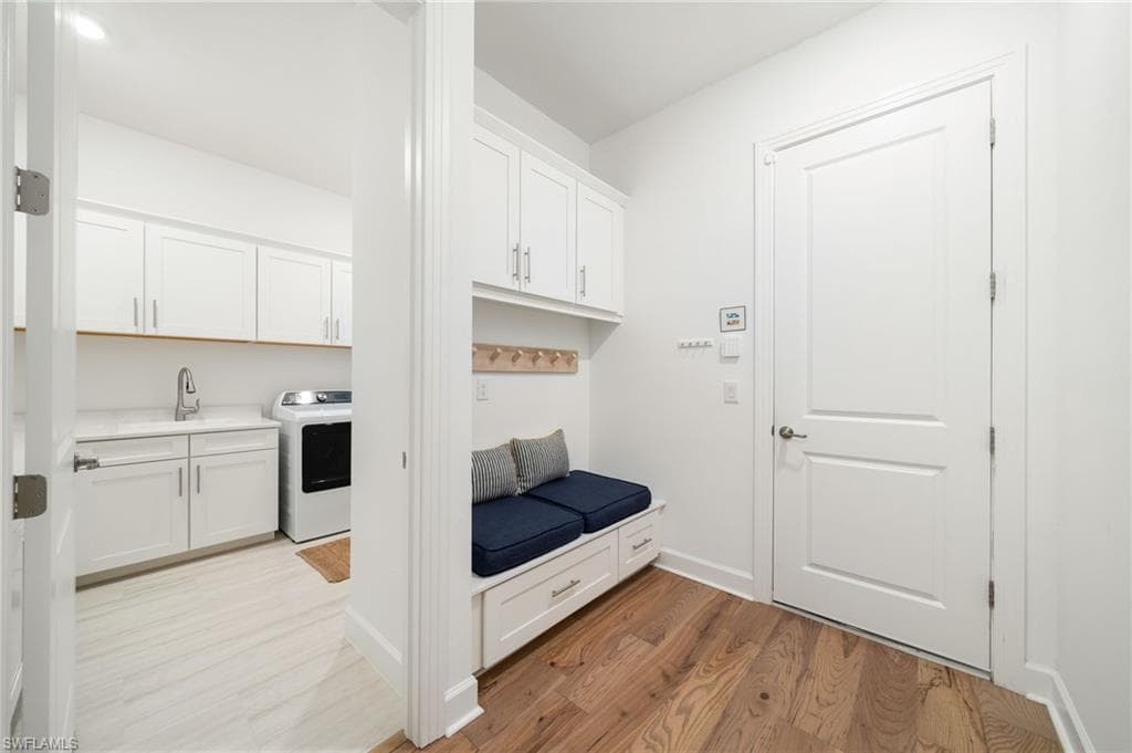 18460 Wildblue Blvd, Fort Myers, FL 33913-32