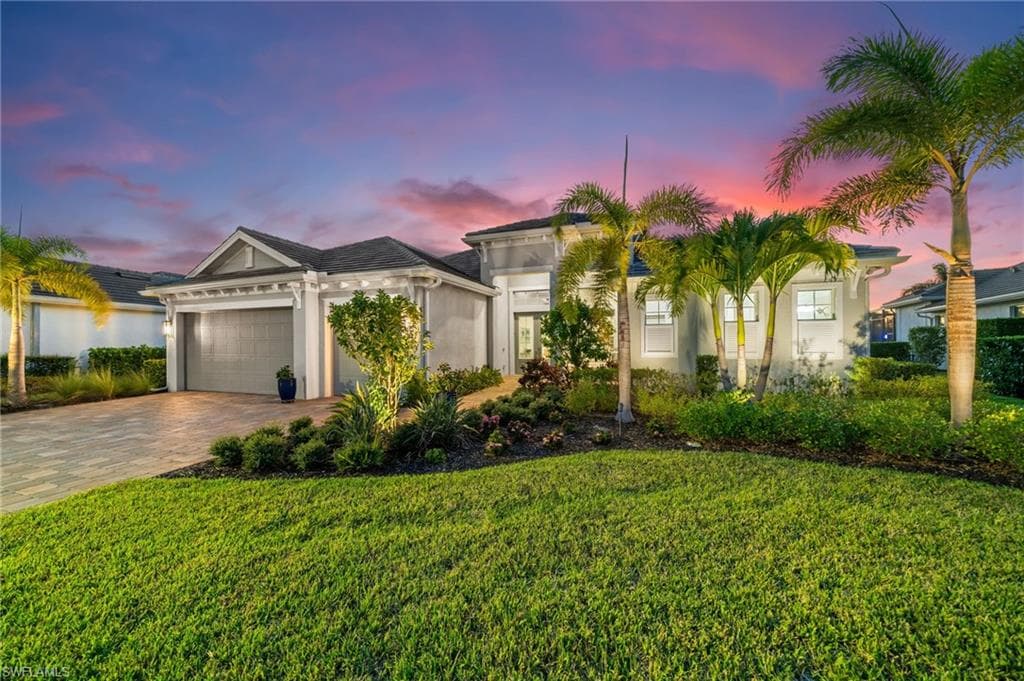 18460 Wildblue Blvd, Fort Myers, FL 33913-2