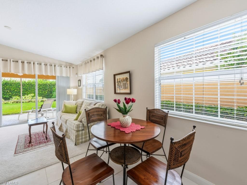 7520 Firenze Ln, Naples, FL 34114-11