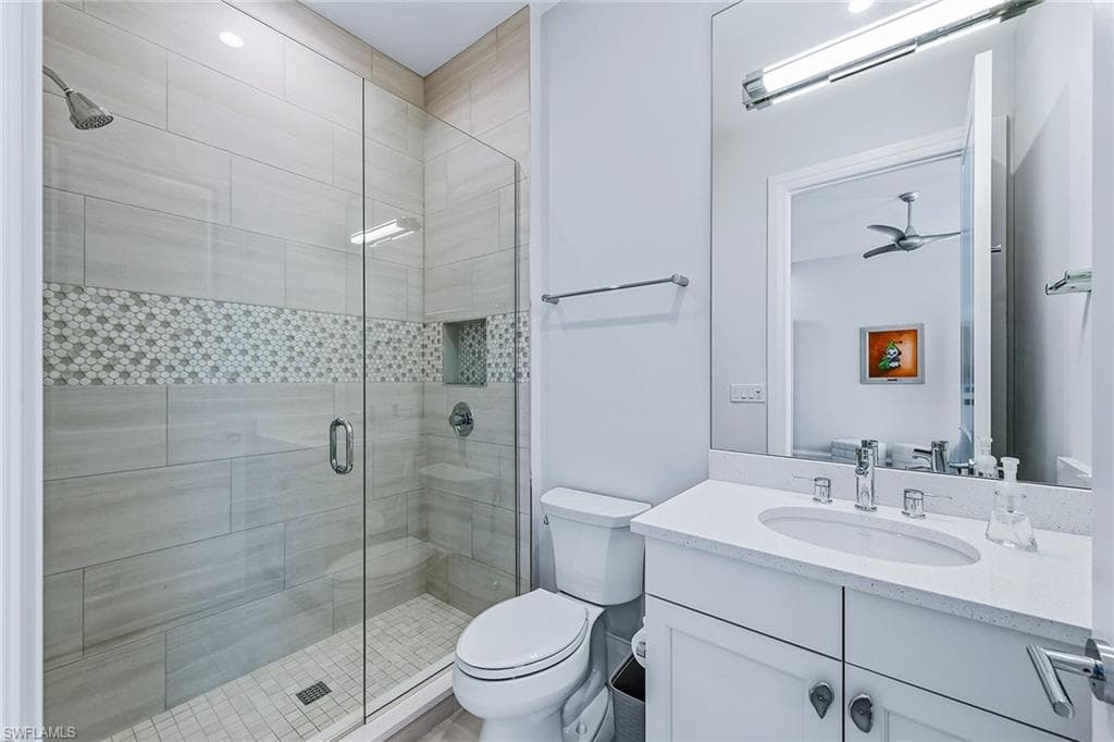 16336 Corsica Way 201, Naples, FL 34110-15