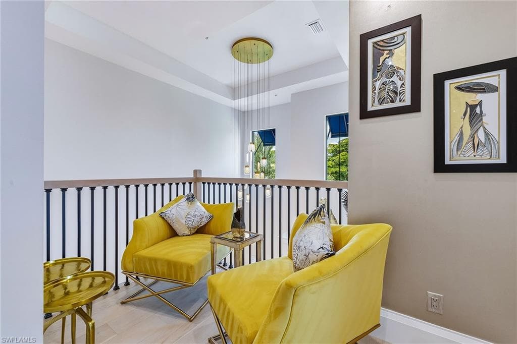 16336 Corsica Way 201, Naples, FL 34110-16