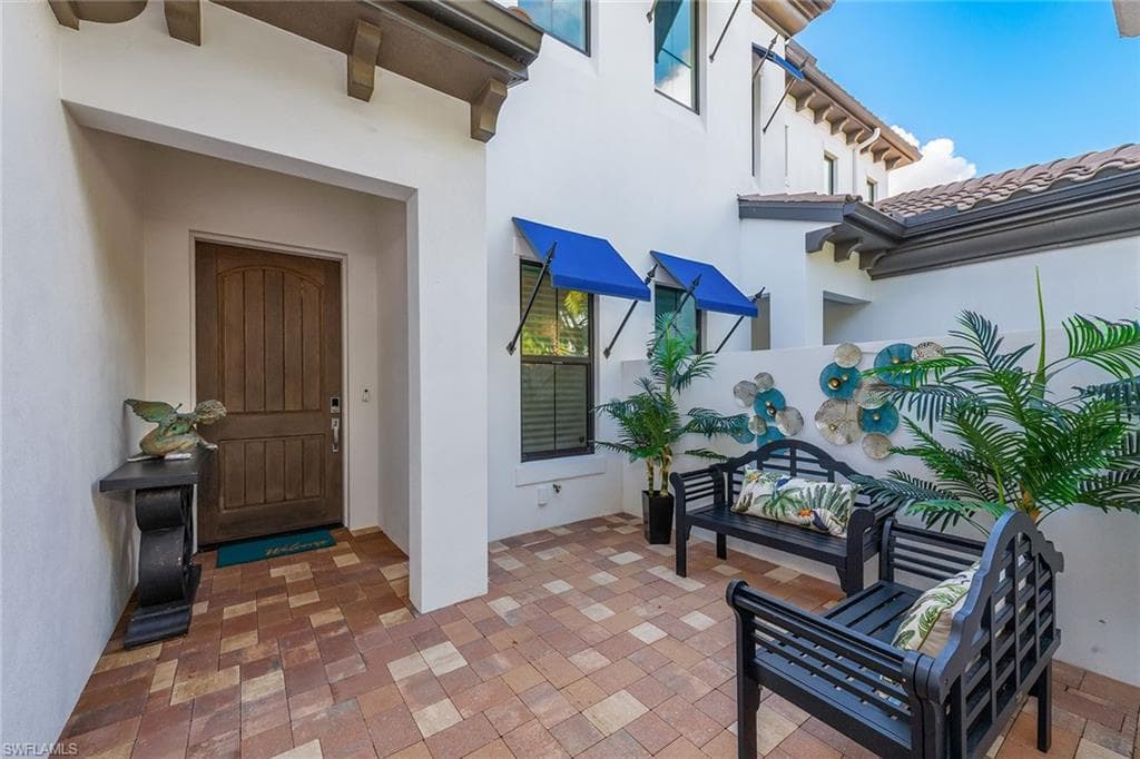 16336 Corsica Way 201, Naples, FL 34110-26