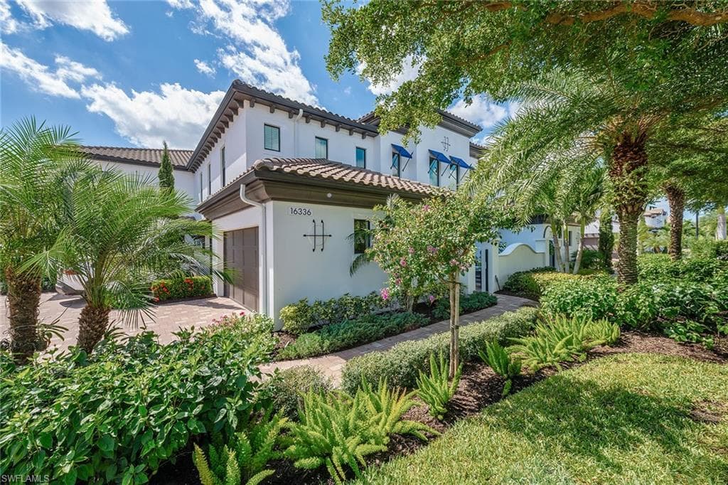16336 Corsica Way 201, Naples, FL 34110-27