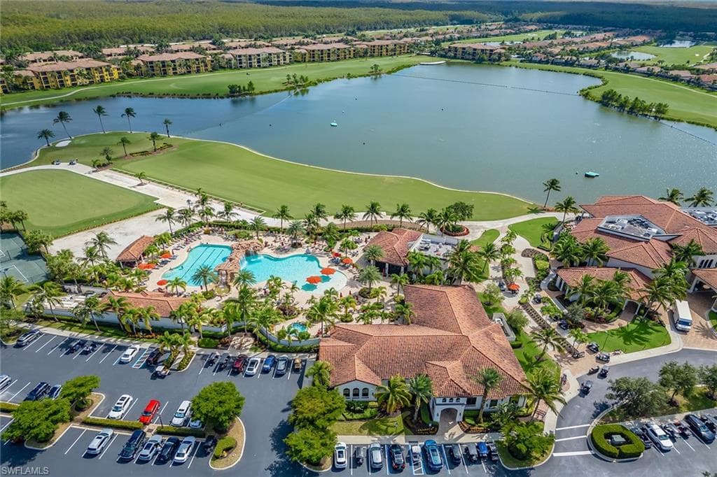 16336 Corsica Way 201, Naples, FL 34110-34