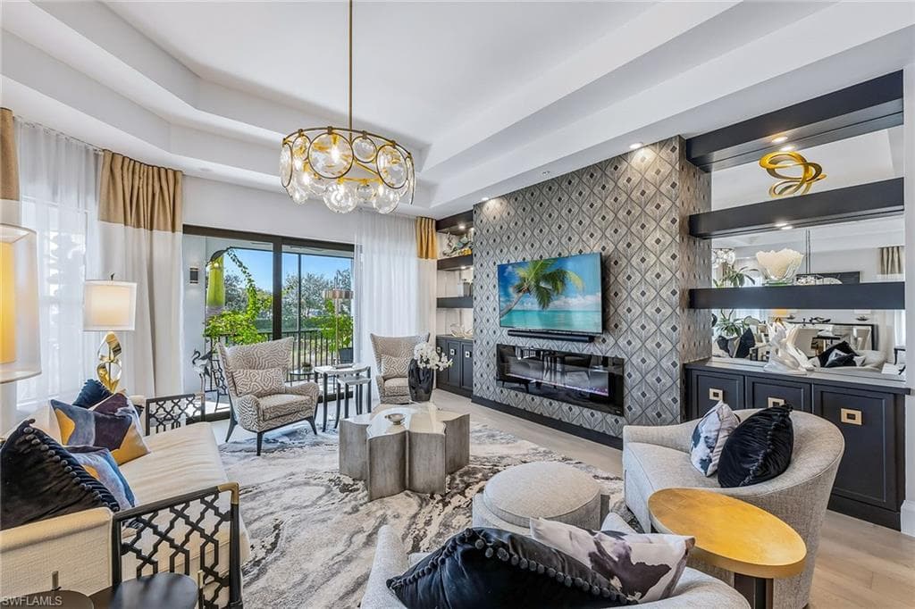 16336 Corsica Way 201, Naples, FL 34110-2