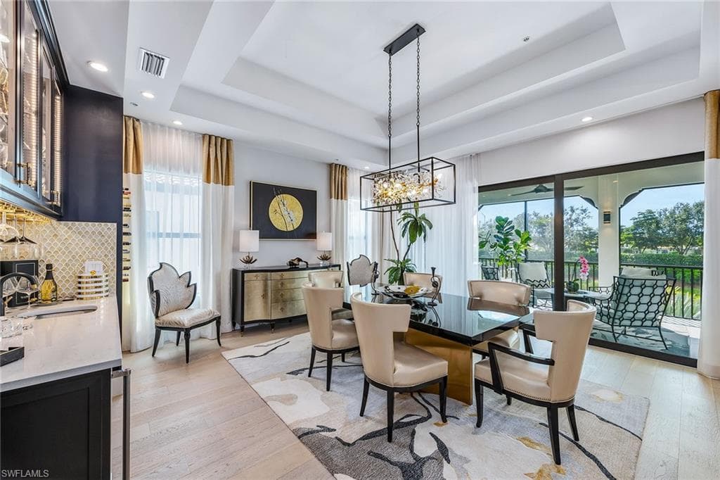 16336 Corsica Way 201, Naples, FL 34110-7