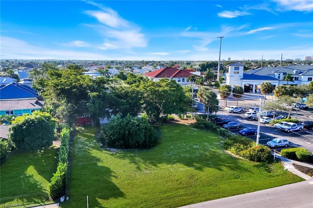 59 Bald Eagle Dr, Marco Island, FL 34145-8