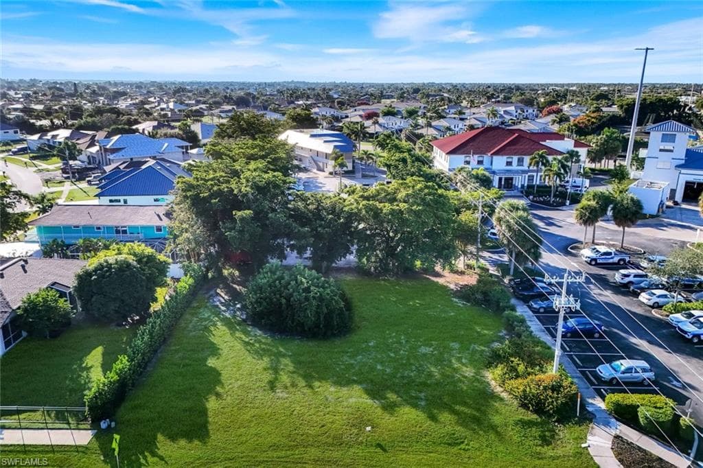59 Bald Eagle Dr, Marco Island, FL 34145-9