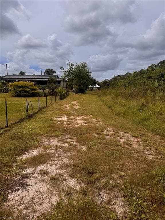 460 12th St NE, Naples, FL 34120-5