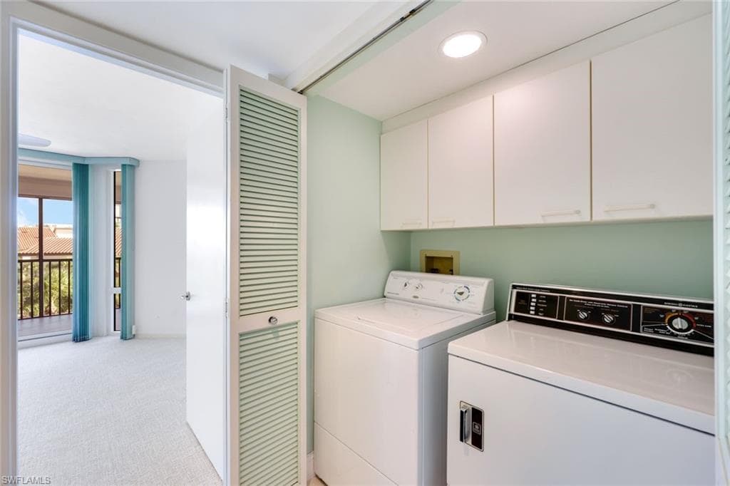 4651 Gulf Shore Blvd N 207, Naples, FL 34103-17