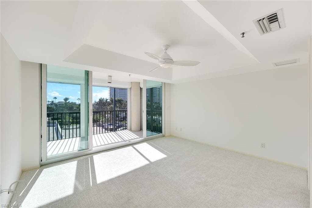 4651 Gulf Shore Blvd N 207, Naples, FL 34103-18