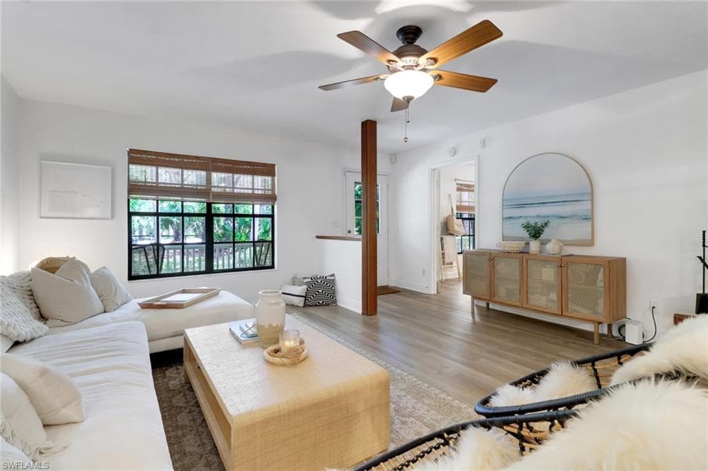 3110 10th Ave SE, Naples, FL 34117-10