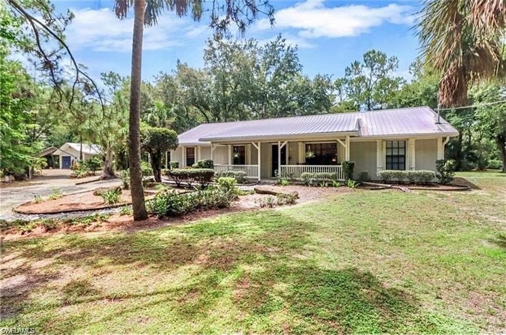 3110 10th Ave SE, Naples, FL 34117-1