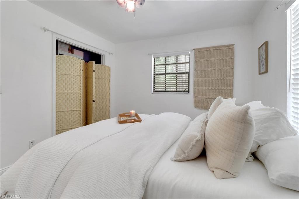 3110 10th Ave SE, Naples, FL 34117-28