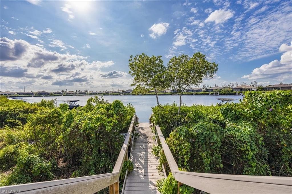 17262 Hidden Estates Cir, Fort Myers, FL 33908-34