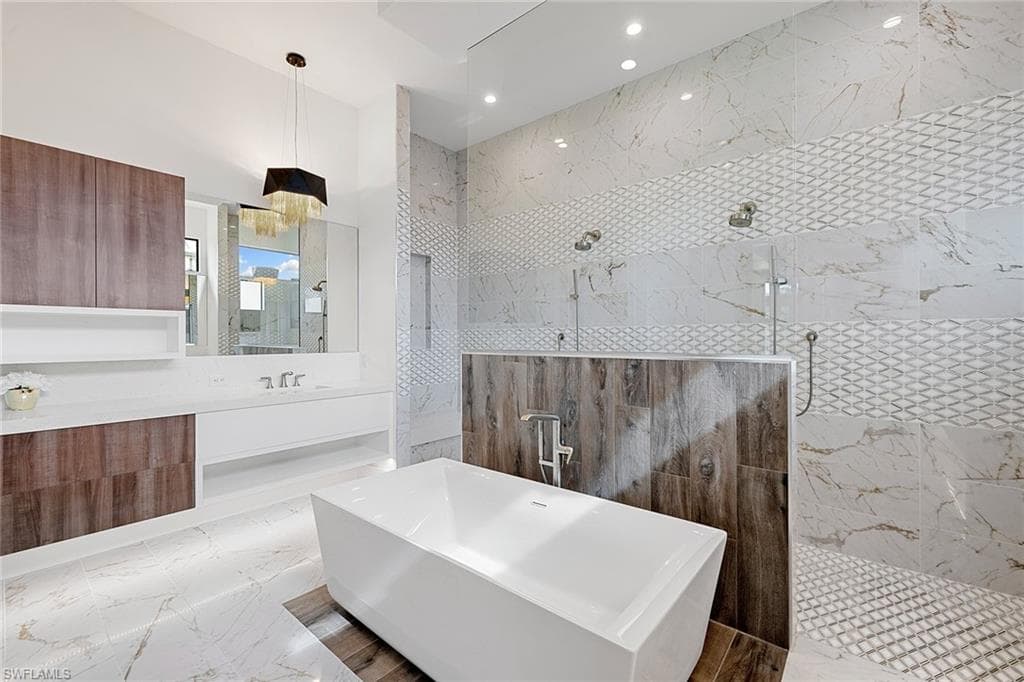 607 Myrtle Rd, Naples, FL 34108-31