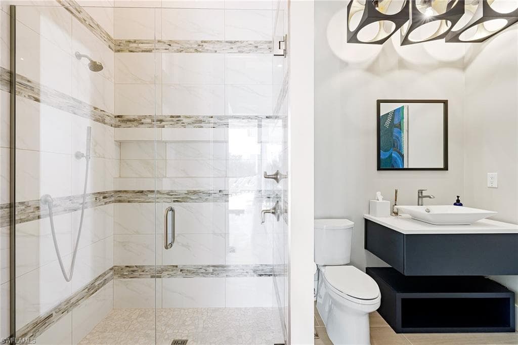 607 Myrtle Rd, Naples, FL 34108-35