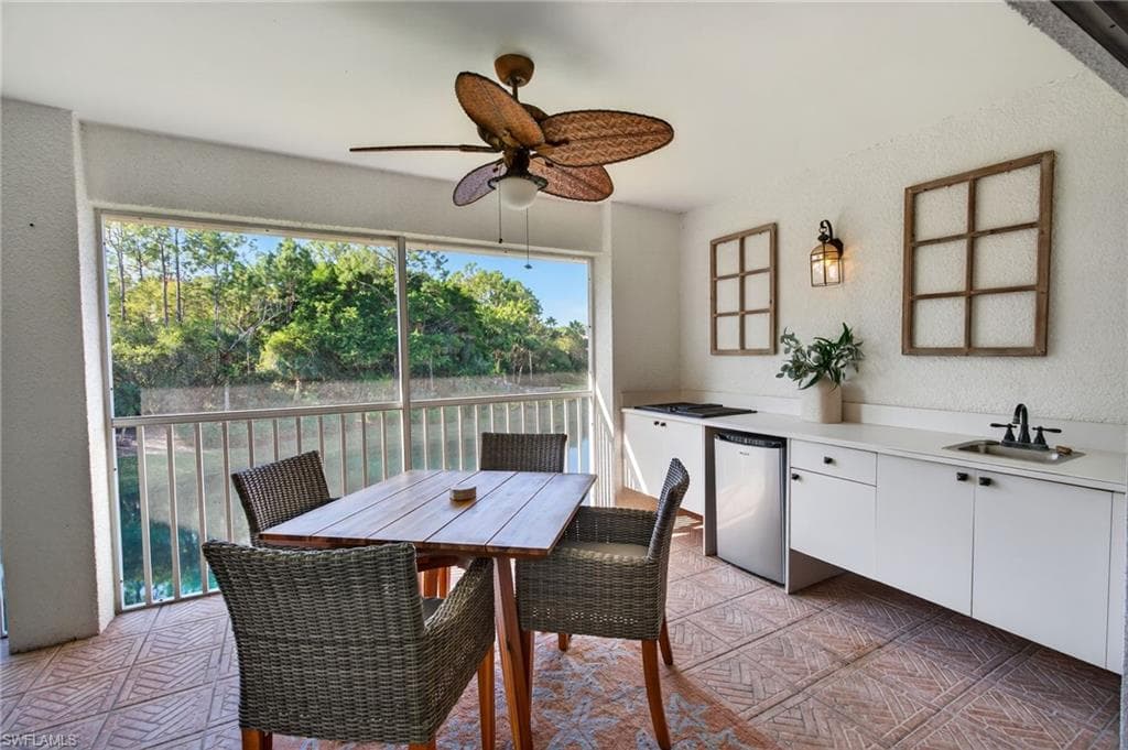 2100 Cascades Dr 4904, Naples, FL 34112-22