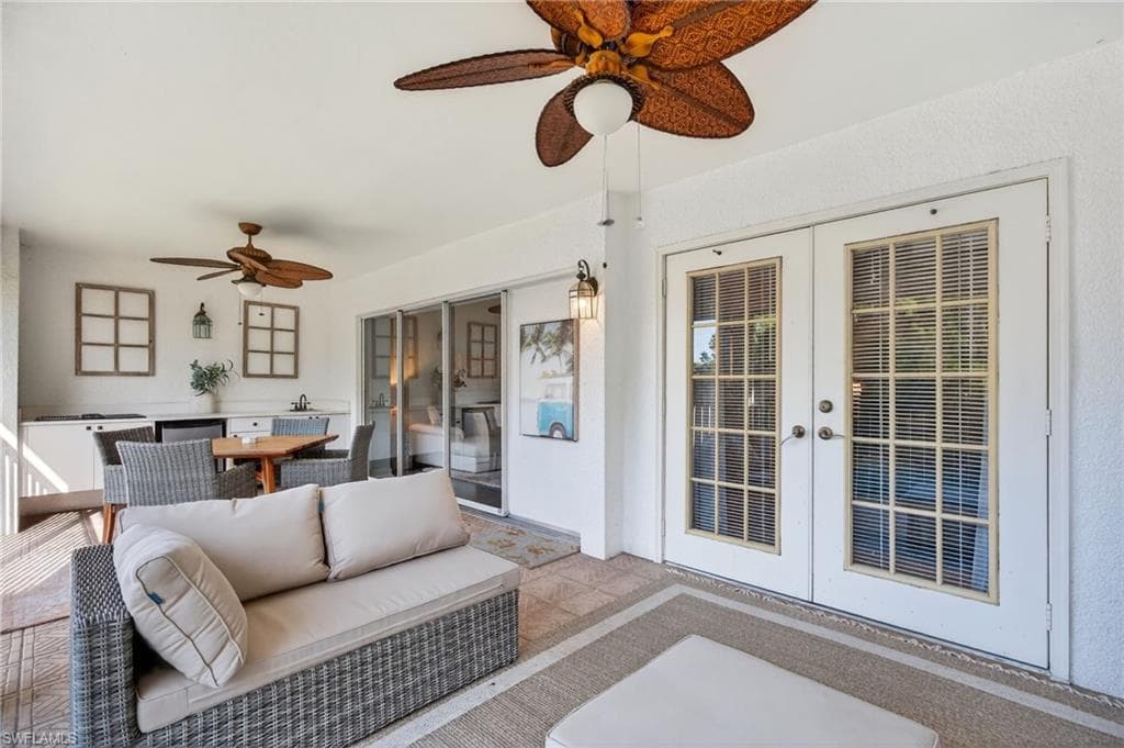 2100 Cascades Dr 4904, Naples, FL 34112-25