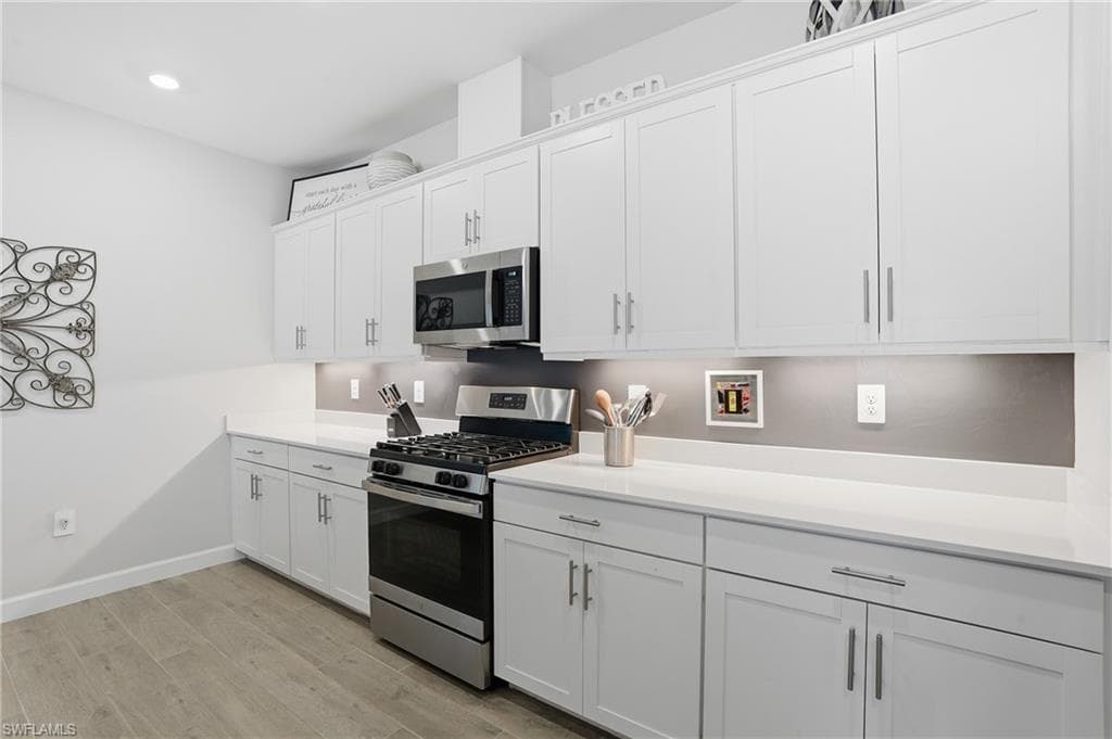 18526 Ives Dr, Estero, FL 33928-10