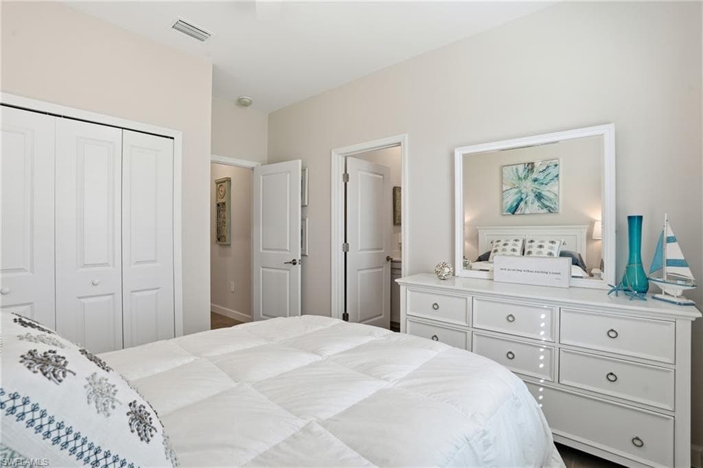 18526 Ives Dr, Estero, FL 33928-18