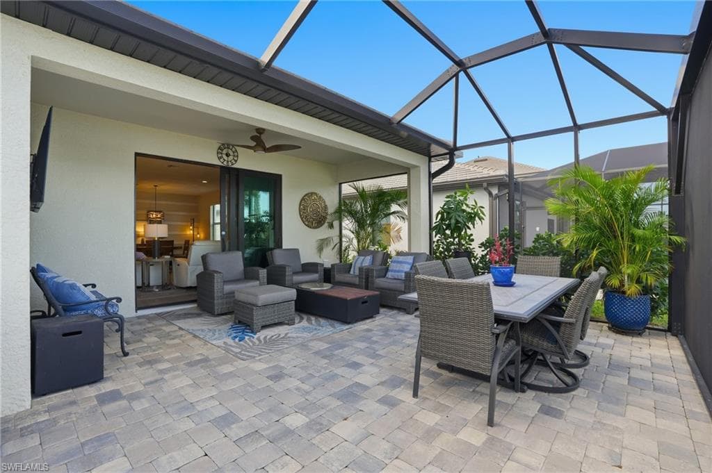 18526 Ives Dr, Estero, FL 33928-27