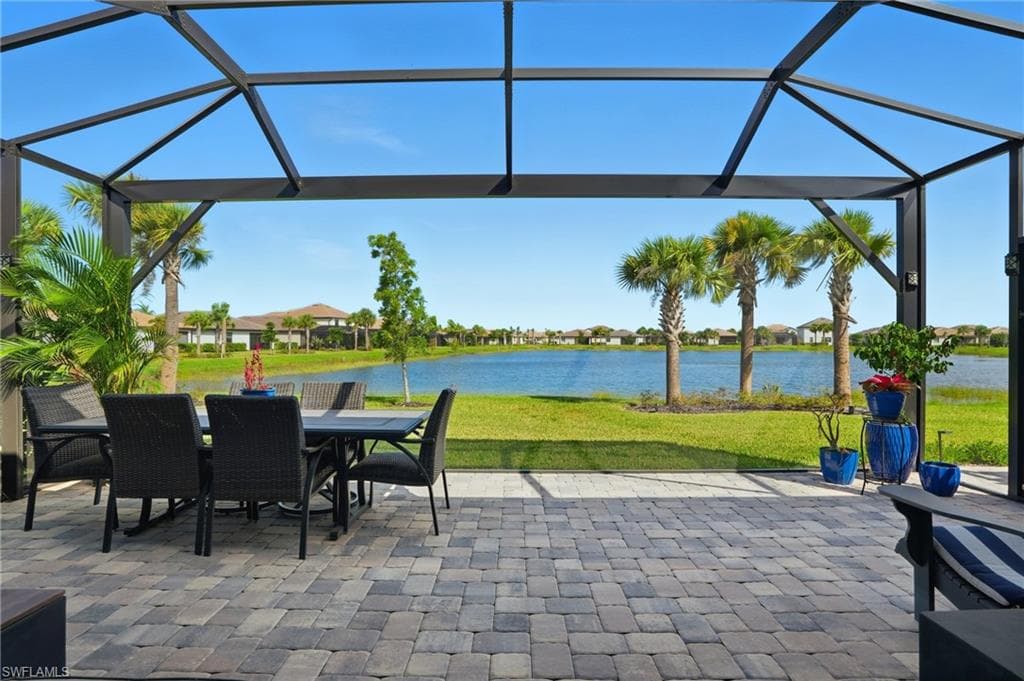 18526 Ives Dr, Estero, FL 33928-29