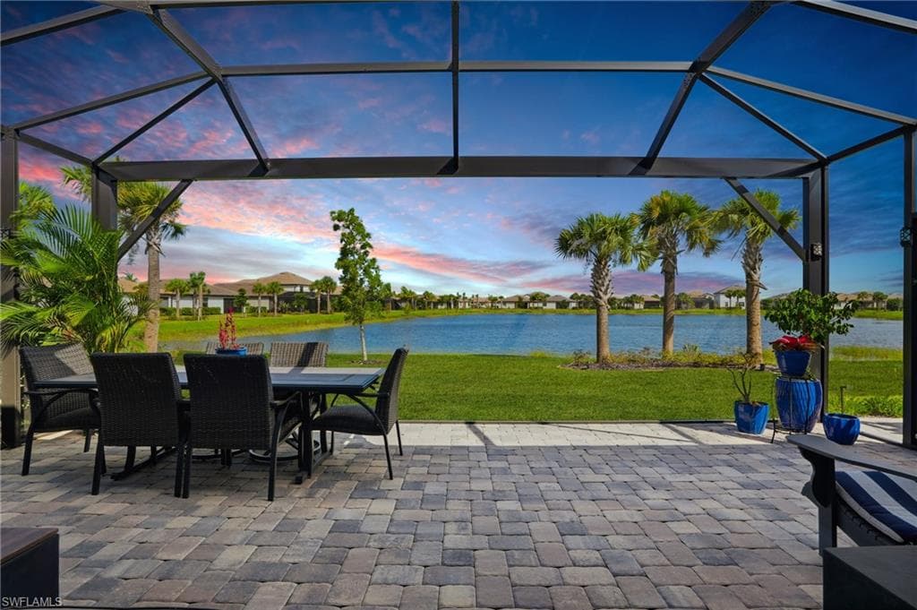 18526 Ives Dr, Estero, FL 33928-2