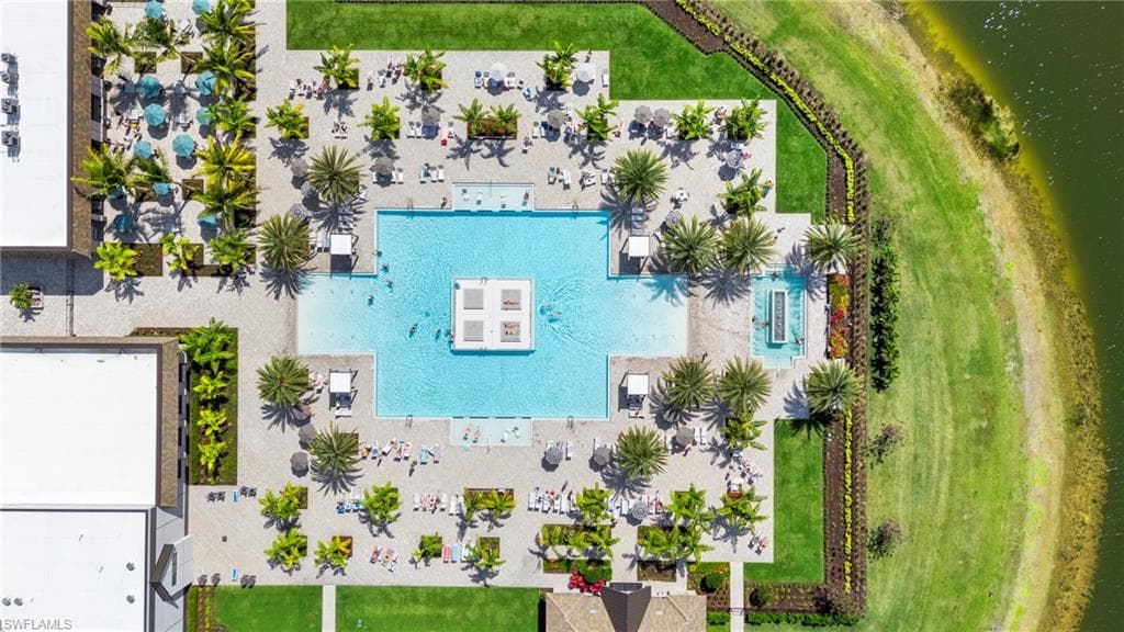 18526 Ives Dr, Estero, FL 33928-42