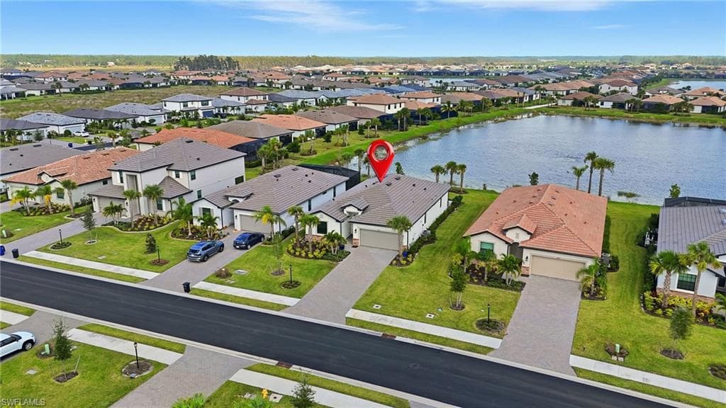 18526 Ives Dr, Estero, FL 33928-4