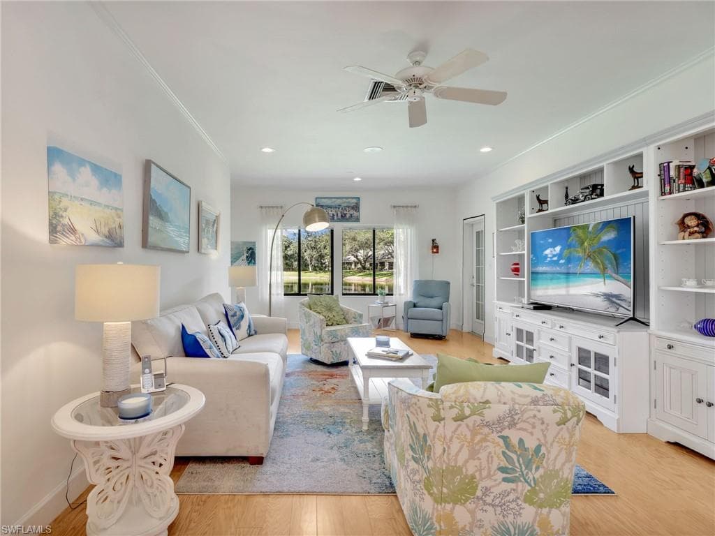 401 Arbor Lake Dr 4-101, Naples, FL 34110-8