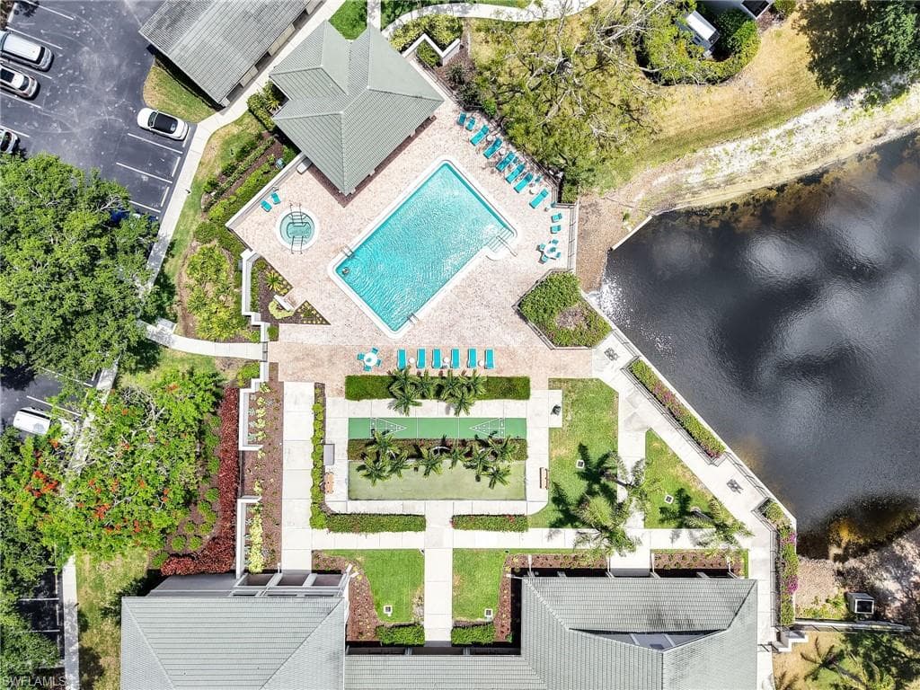 401 Arbor Lake Dr 4-101, Naples, FL 34110-25